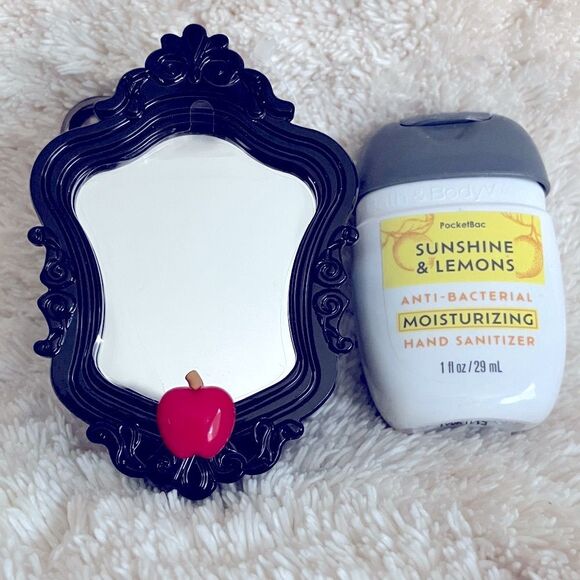Bath and Body Works Evil Queen Magic Mirror - Picture 1 of 3